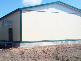 Склад  из сэндвич-панелей, построенная компанией Альянс - Склад , г. Белая Холуница, Кировская область